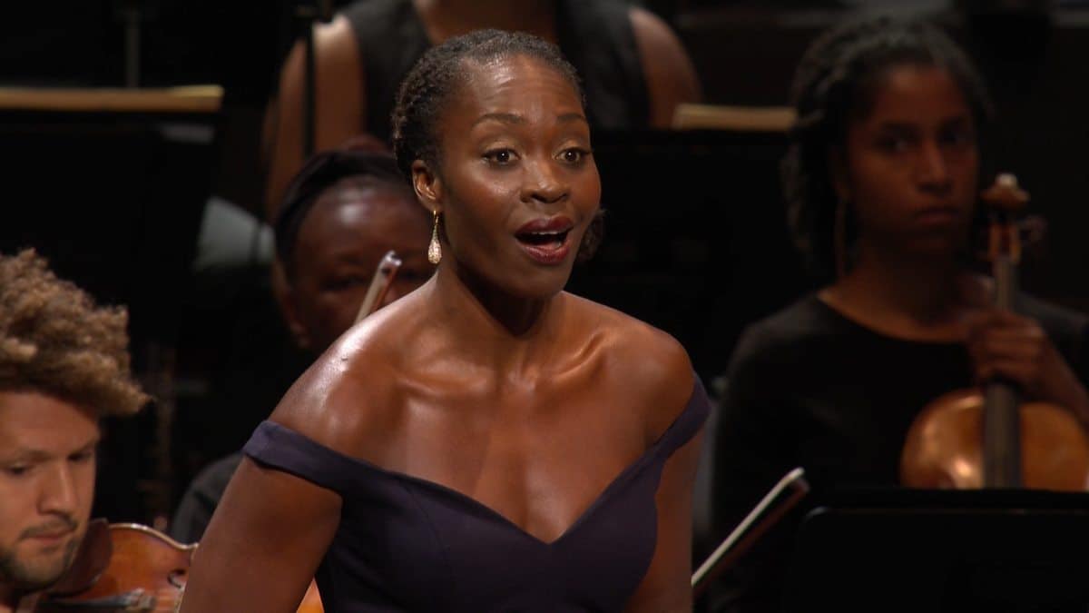 Jeanine de Bique, een operazangeres om U tegen te zeggen!