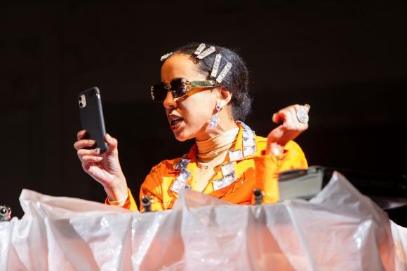 Bling 2 Photographer Nurith Wagner